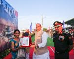 Glimpses of ‘Shaurya Sandhya’ graced by Raksha Mantri Shri Rajnath Singh, in Bengaluru on January 15, 2023. The event was organised as part of 75th Army Day celebrations. Also seen are Chief of Defence Staff General Anil Chauhan and Chief of the Army Staff General Manoj Pande.